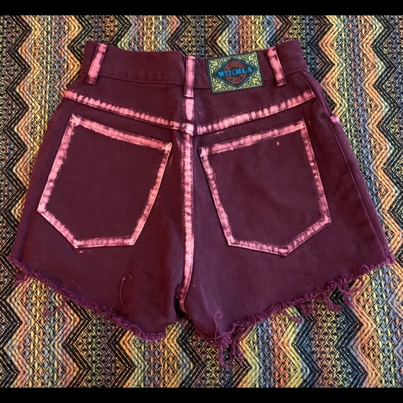 High waisted shorts - Picture 2 of 3